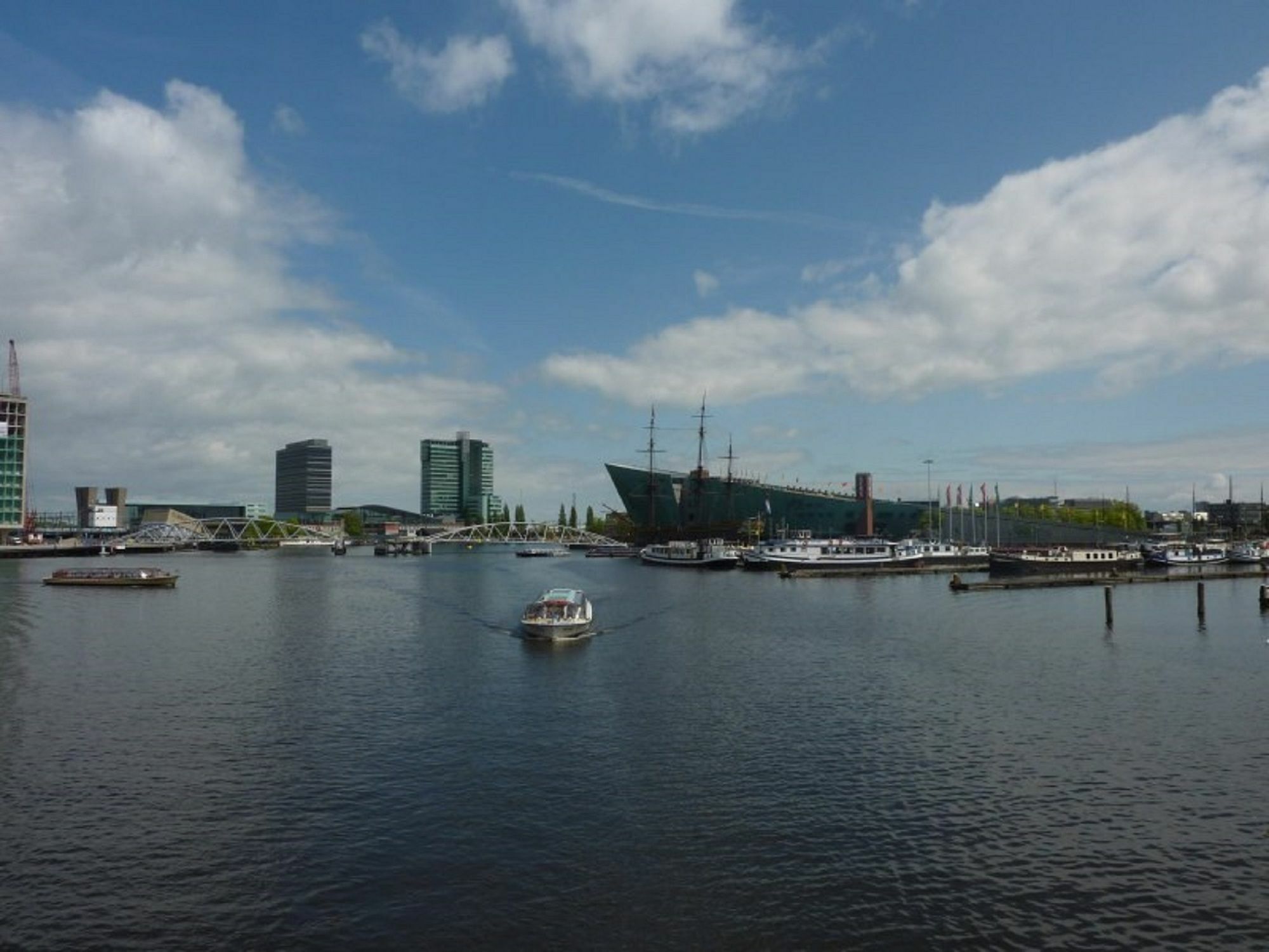 Intersail Hostel - Avontuur Amsterdam Exteriör bild